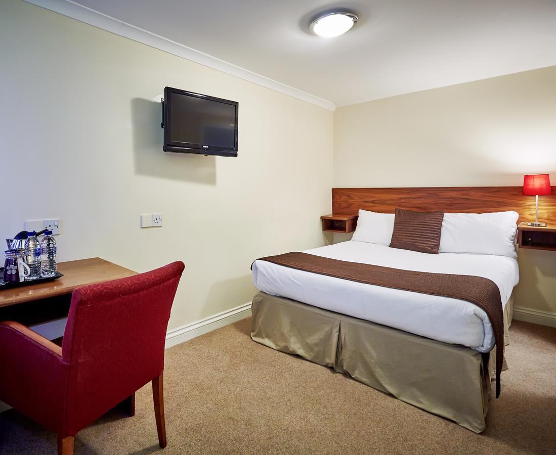 The Terrace Lodge Hotel Yeovil Dış mekan fotoğraf