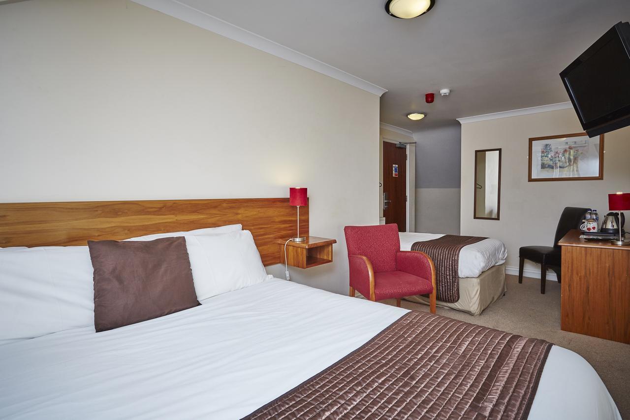 The Terrace Lodge Hotel Yeovil Dış mekan fotoğraf